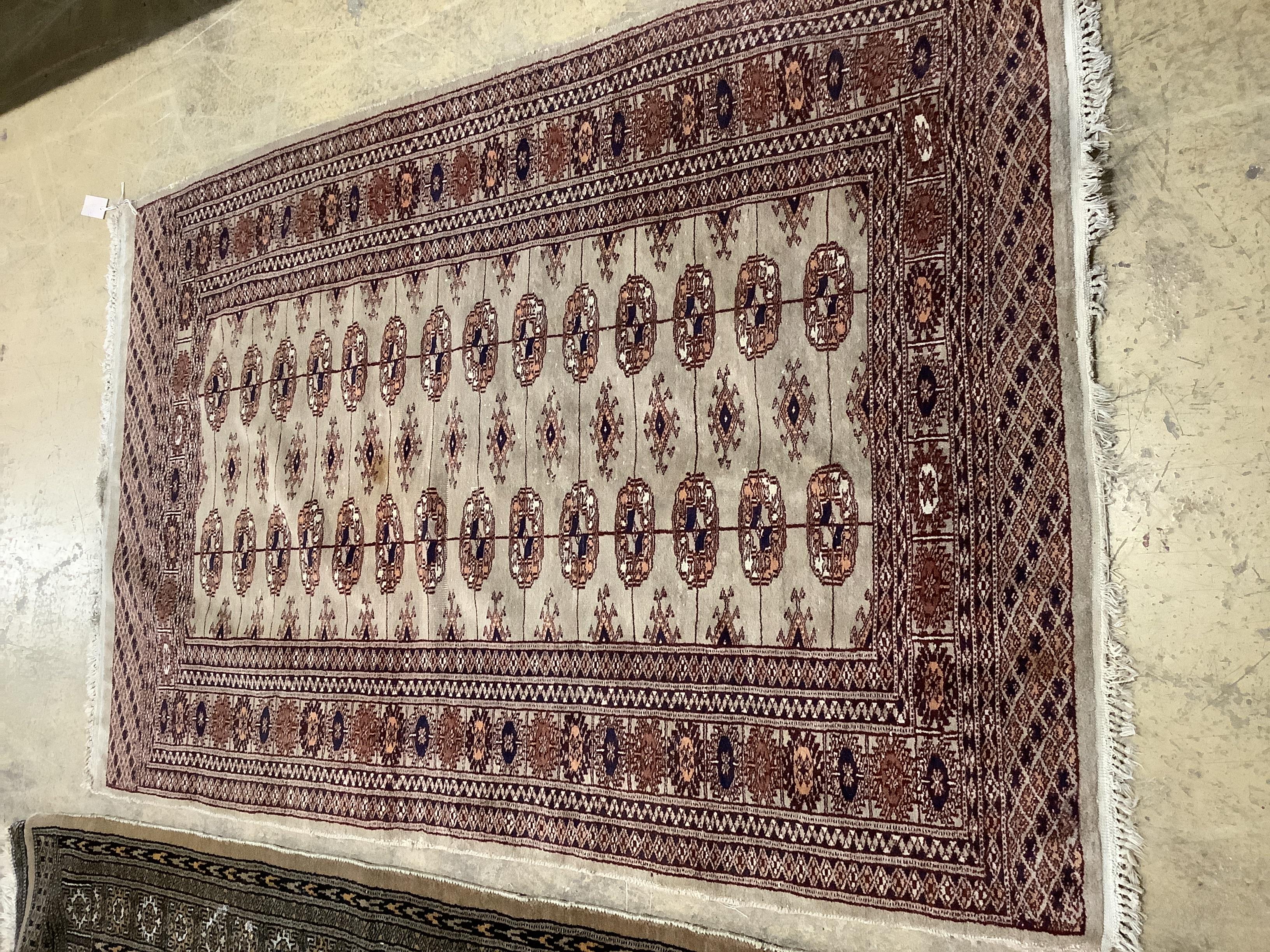 Two Bokhara rugs and a Baktiari Kilim rug, largest 160 x 98cm